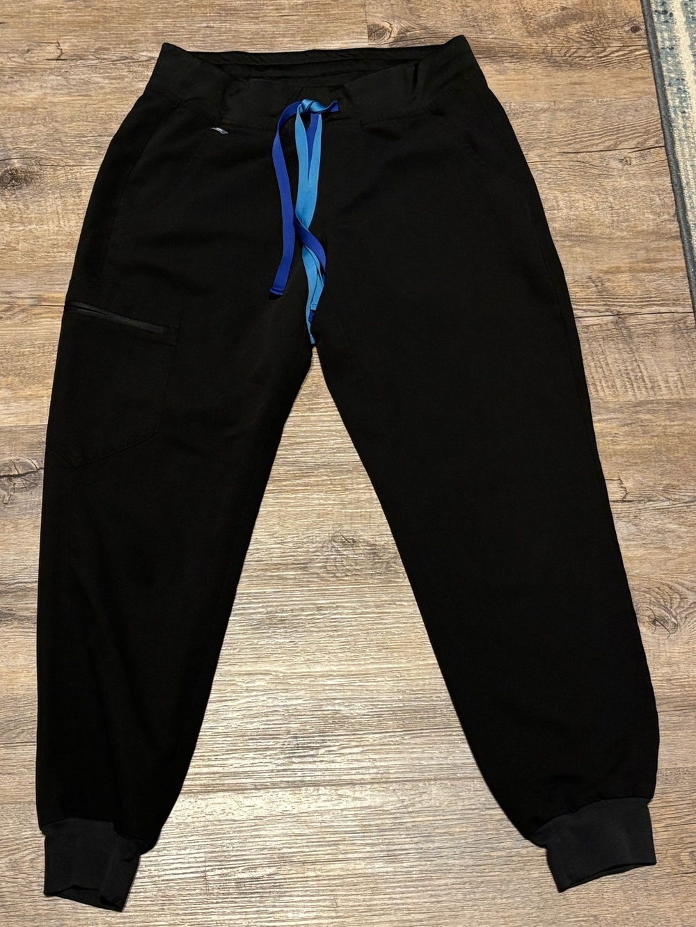 FIGS Women's Petite Black Jogger Scrub Pants with Blue Drawcord